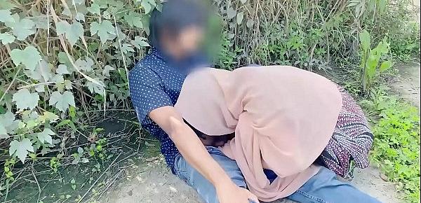 Hijab desi girl fucked in jungle with her boyfriend